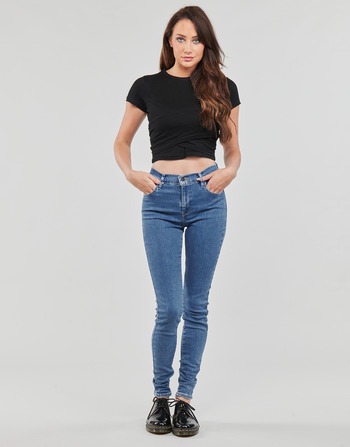 Oblačila Ženske Jeans skinny Levi's 720 HIRISE SUPER SKINNY Modra