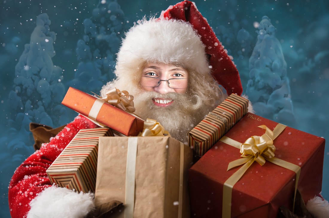 Turn yourself into a photorealistic Santa with this holiday face montage