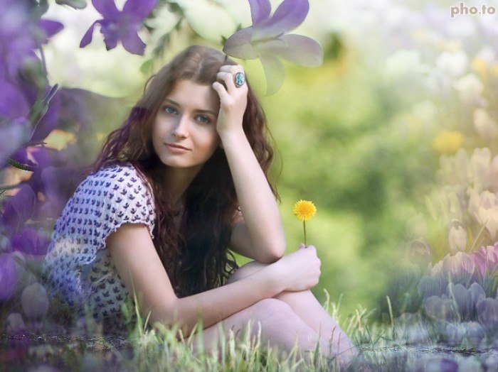 Girl surounded with flowers photo frame