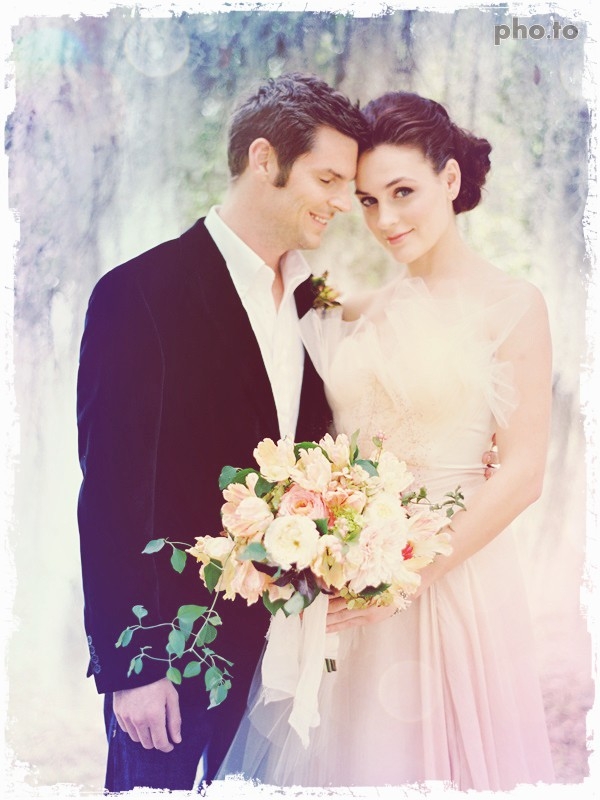 Beautiful soft lilac photo effect for a couple.