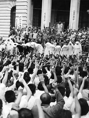 Red Guards criticize foreign nuns