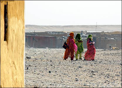 Female refugees in the Smara camp, south-west Algeria