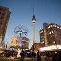 7071   Alexanderplatz at night