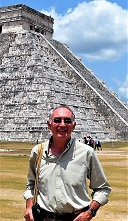 Ron_at_Chichen_Itza_2010_