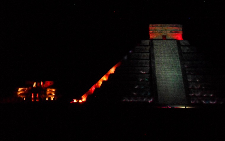 Sound_Lights_Chichen_Itza