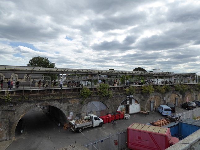 Peckham Rye platforms 1 and 2