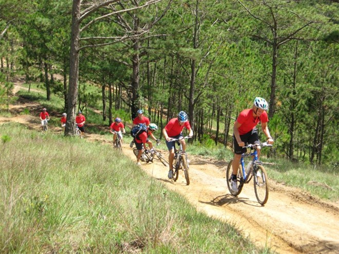 Adventure activities attract tourists in Da Lat, Vietnam guide, Vietnam airlines, Vietnam tour, tour Vietnam, Hanoi, ho chi minh city, Saigon, travelling to Vietnam, Vietnam travelling, Vietnam travel, vn news